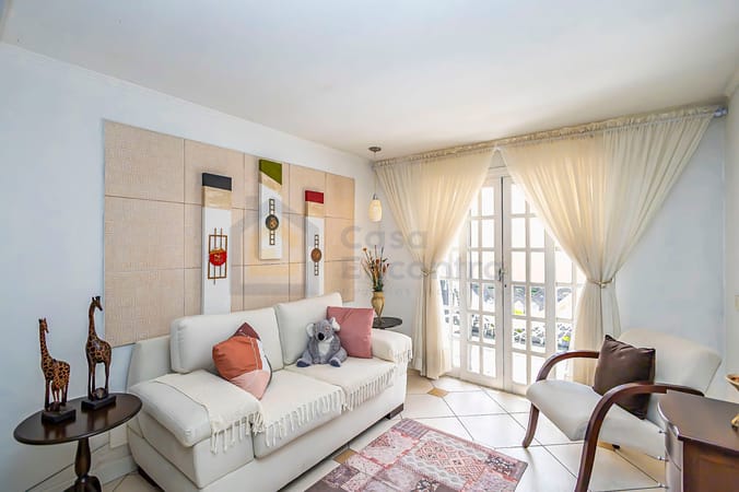 Casa em Condomínio com 3 Quartos, Churrasqueira e 2 Vagas - Bairro Alto
