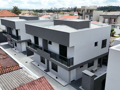 Sobrados Internos