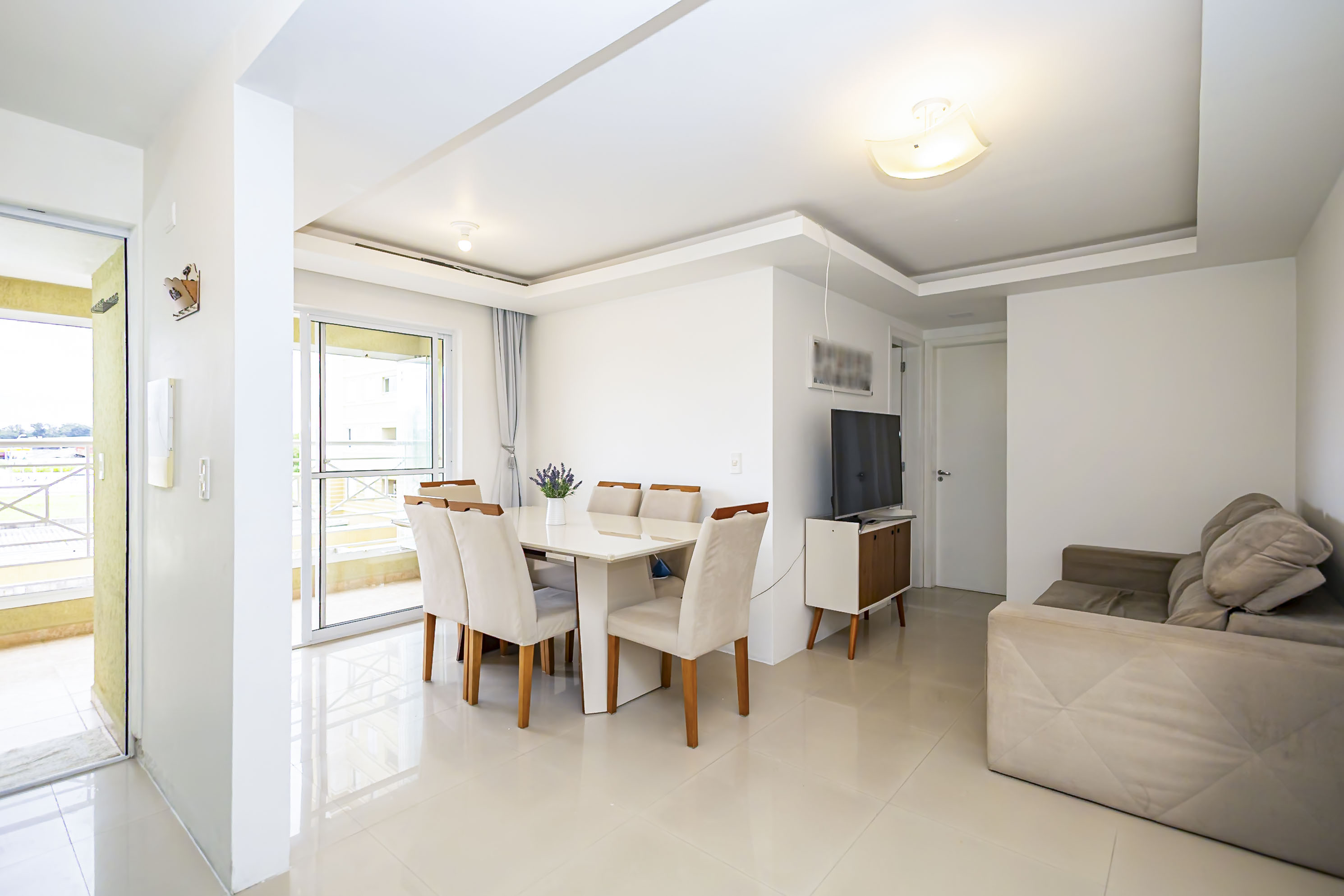 Apartamento com 2 dormitórios, Condomínio Grand Chateau, Pinhais/PR