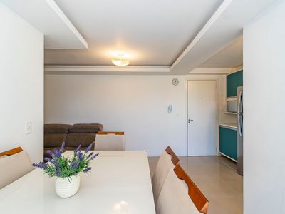 Apartamento com 2 dormitórios, Condomínio Grand Chateau, Pinhais/PR — 2 dormitórios, 54 m², Pinhais/PR